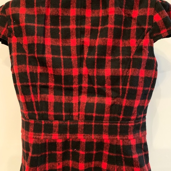 Woman winter fashion jacket - Picture 3 of 3